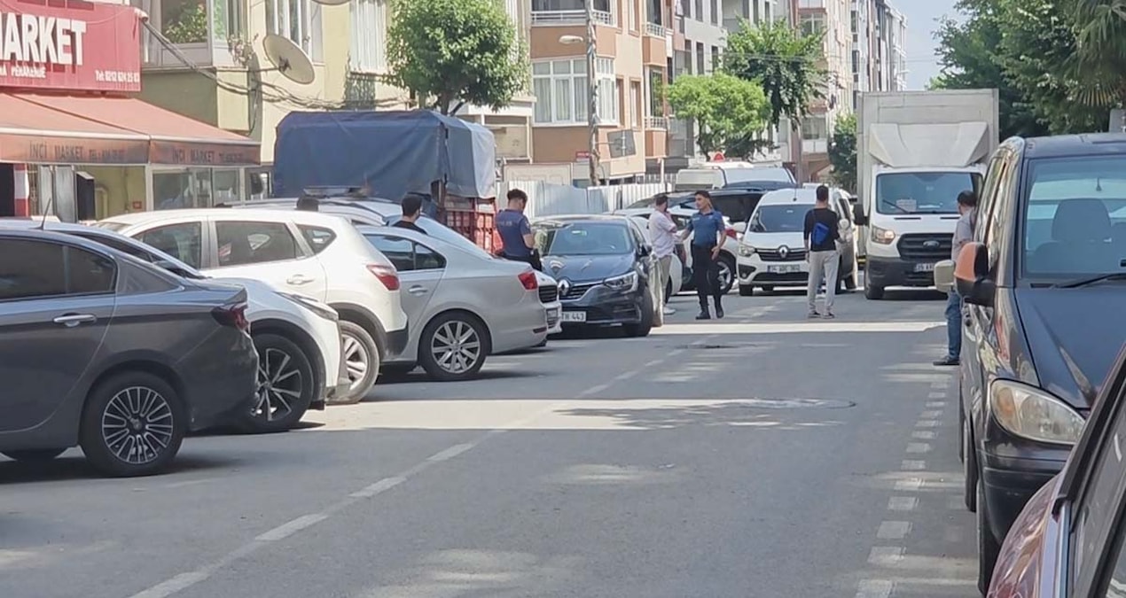 Güpegündüz market sahibine kurşun yağdırdı