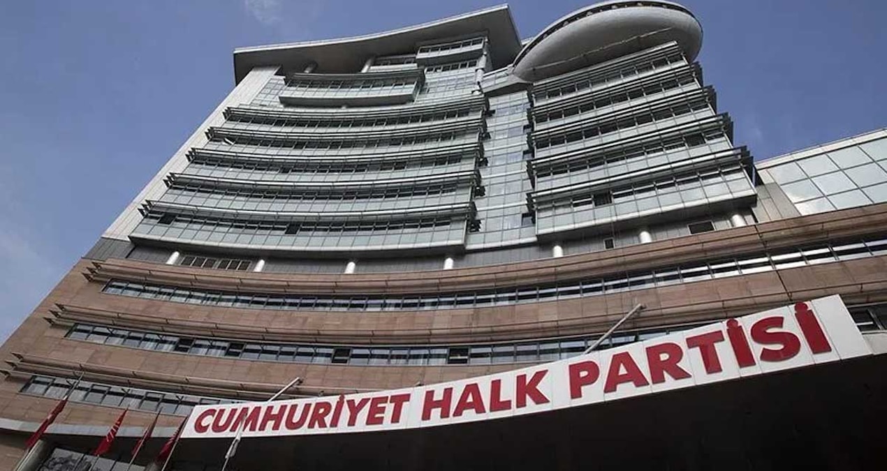 280 eski vekil CHP’den istifa etti