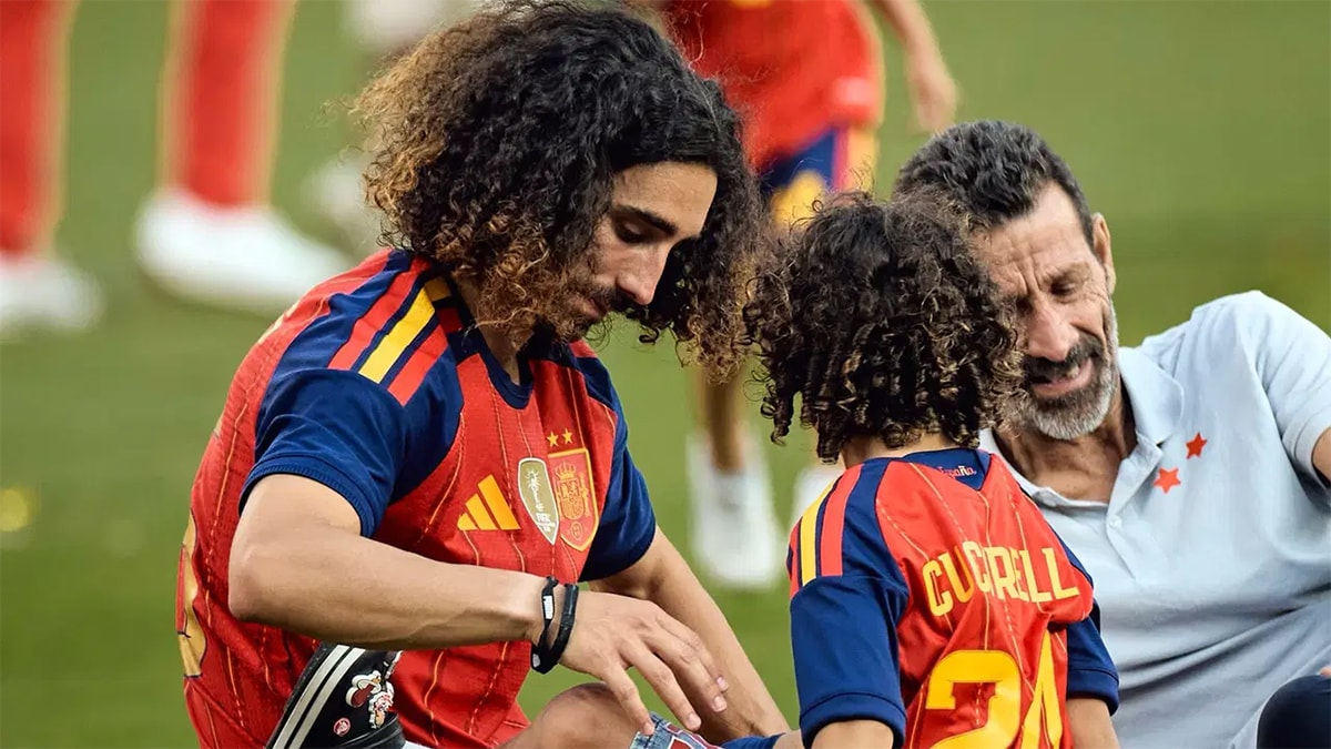 Cucurella'nın hiç toplamadığı kıvırcık saçlarının ardındaki duygusal neden ortaya çıktı