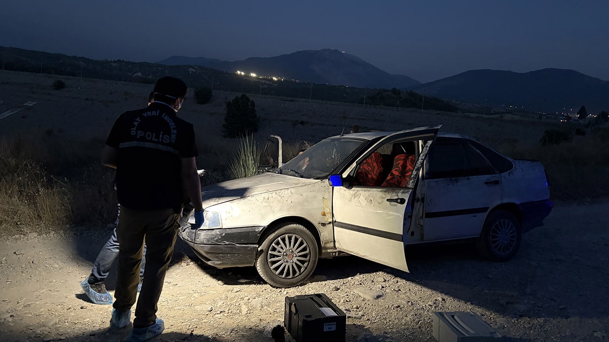 Alacak verecek kavgası kanlı bitti: 1 ölü, 3 yaralı