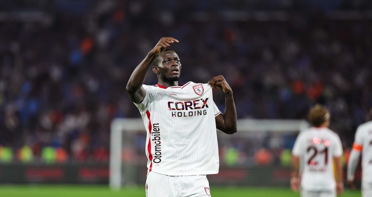 Samsunsporlu Mouandilmadji Galatasaray forması giydi!