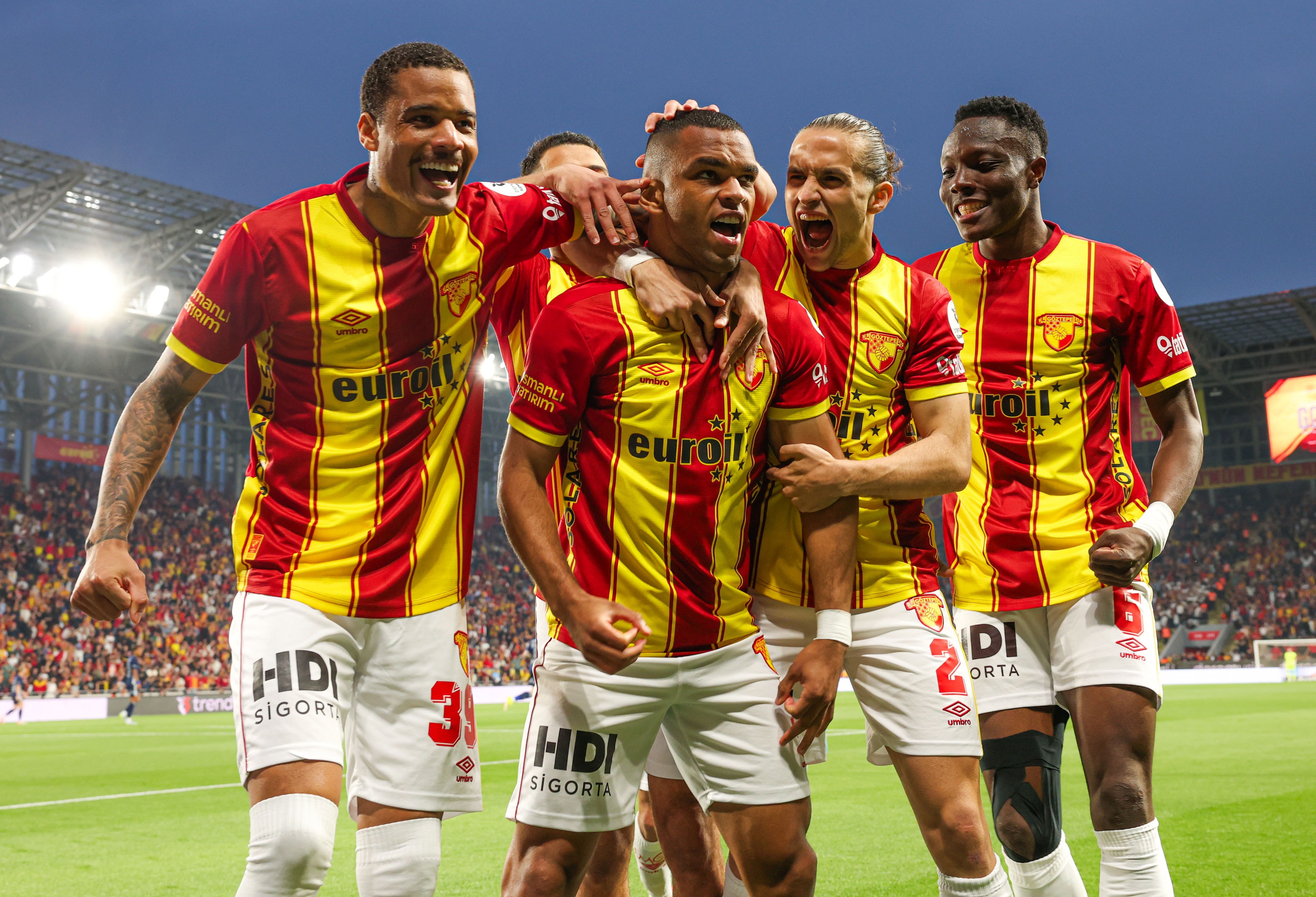 Galatasaray'ın istediği yıldız için Göztepe kararını verdi