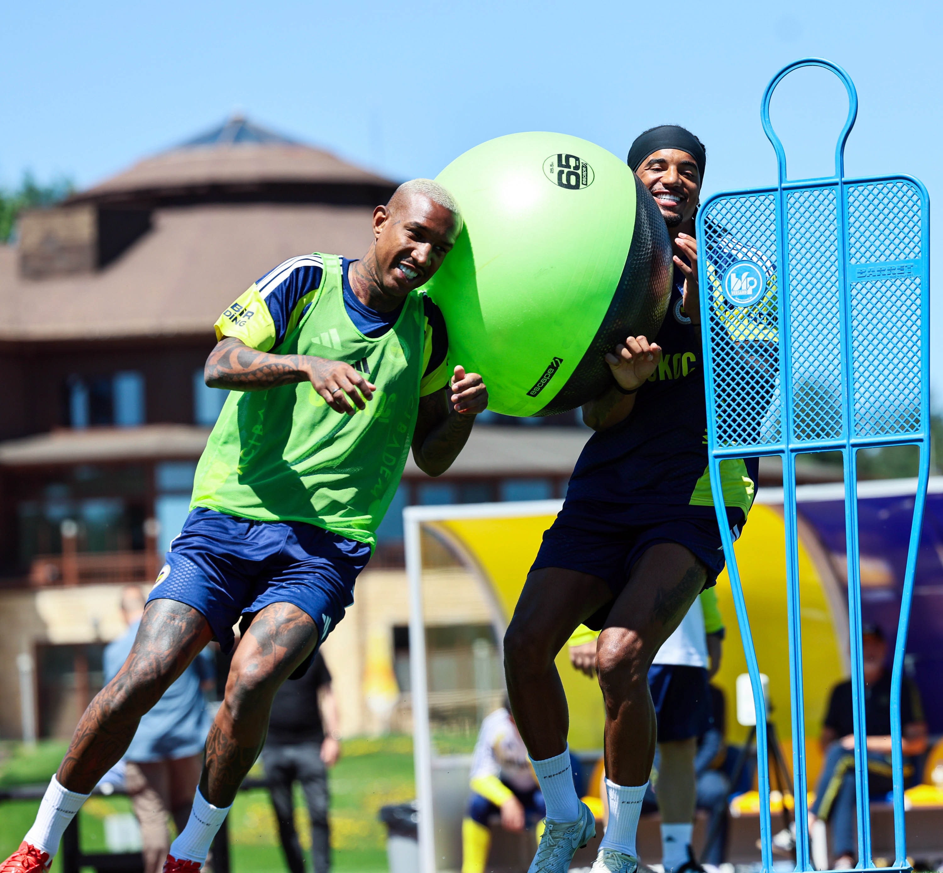 Sakatlık yaşayan Talisca'nın durumu belli oldu