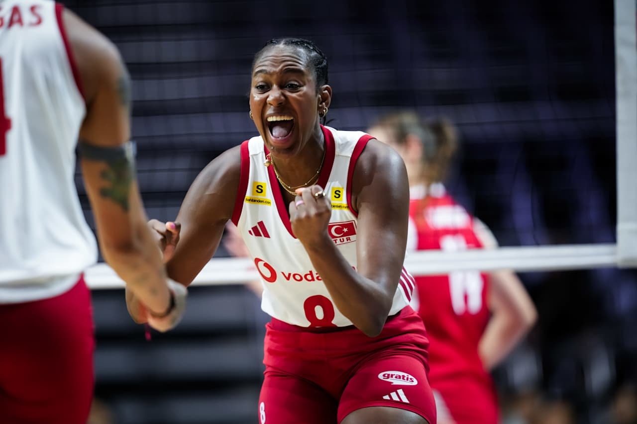 Milli voleybolcu Jack-Kısal'ın sağlık durumu belli oldu