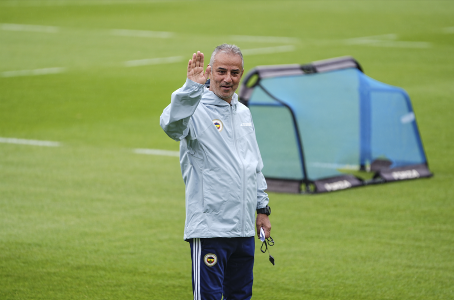 Fenerbahçe'de yabancı krizi, 8 isim yolcu