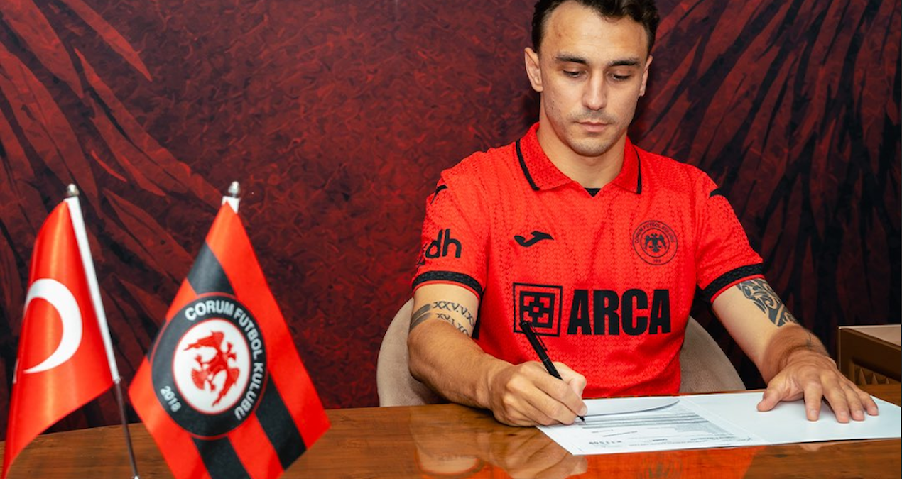 Beşiktaş'tan ayrılan yıldız Çorum FK'ye transfer oldu