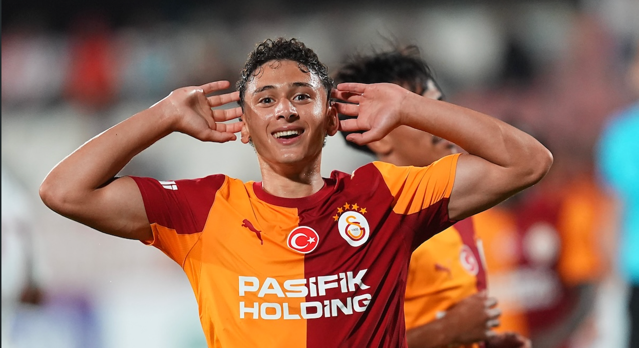 Galatasaray Ümraniyespor’u farklı geçti! Maça Mauro Icardi göndermesi damga vurdu