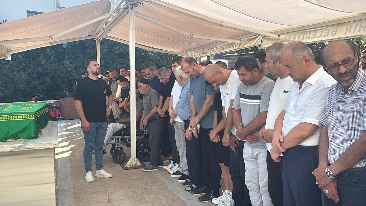 Sivas'ta kazada ölen Kerem Ali toprağa verildi
