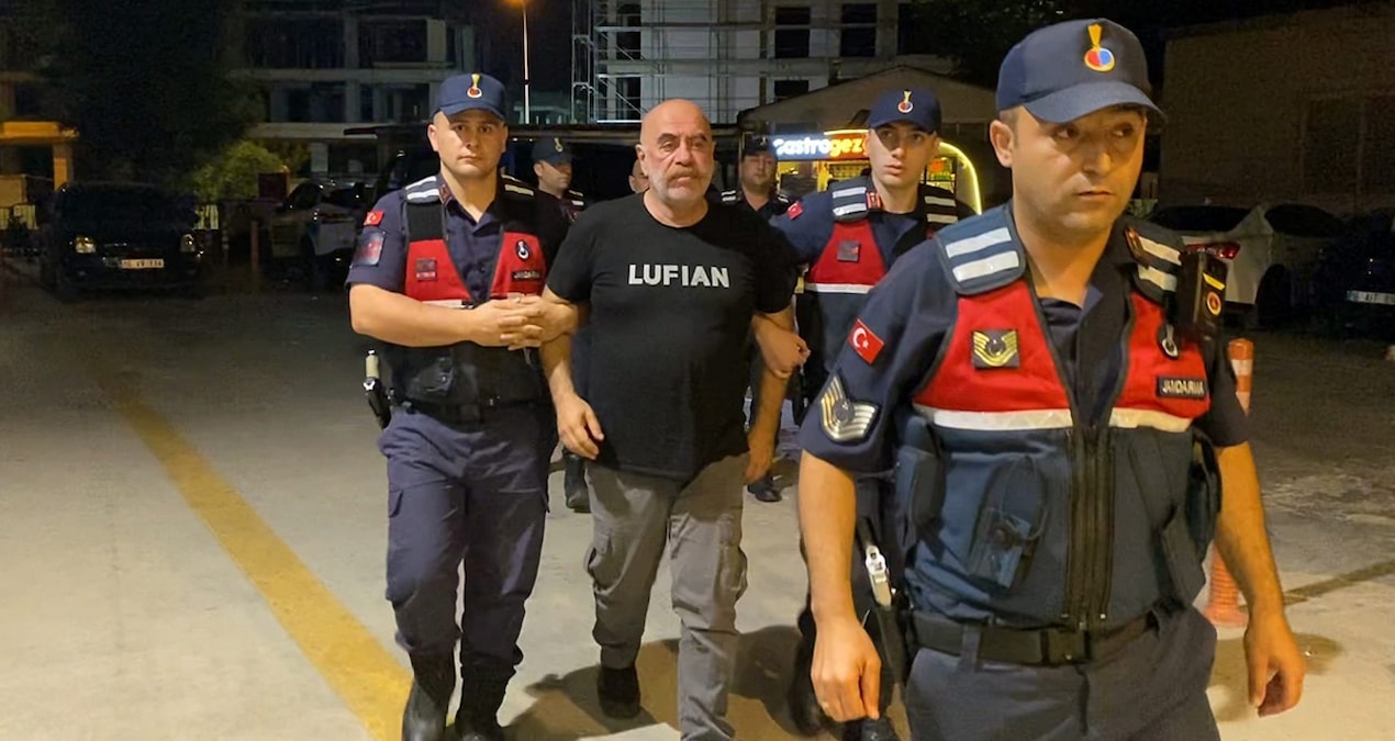 Yönetmen Ezel Akay ve kardeşi uyuşturucu operasyonunda gözaltına alındı