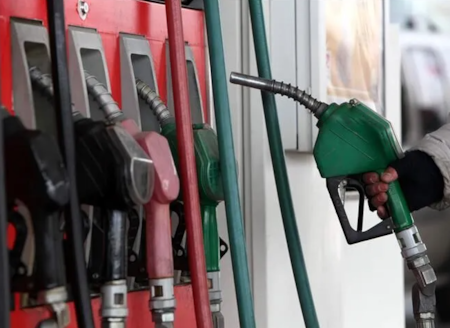 Depoyu fullemenin maliyeti yılbaşından beri 1000 TL arttıOrta Doğu'daki kriz ve Hürmüz Boğazı'ndaki sevkiyat endişeleri petrolü 100 doların üzerine taşırken, akaryakıta üst üste gelen zamlar rekor getirdi. Benzine yapılan son 1,35 TL’lik zamla litre fiyatı İstanbul'da 67,04 TL’ye fırlarken, bir depo