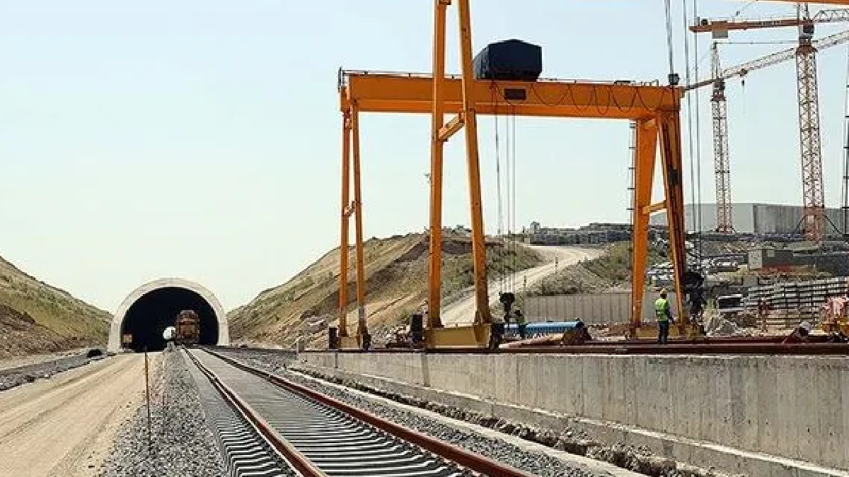 4 saatlik yol 1,5 saate düşecek