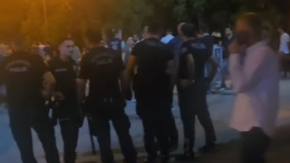 Hastanede kavga: Çok sayıda yaralı ve gözaltı var