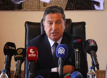 CHP’li belediye başkanı 'AKP’ye geçecek' iddiasını yalanladı