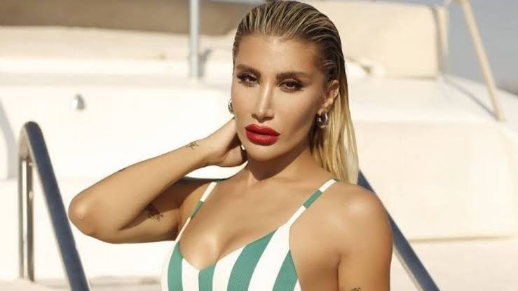 İrem Derici