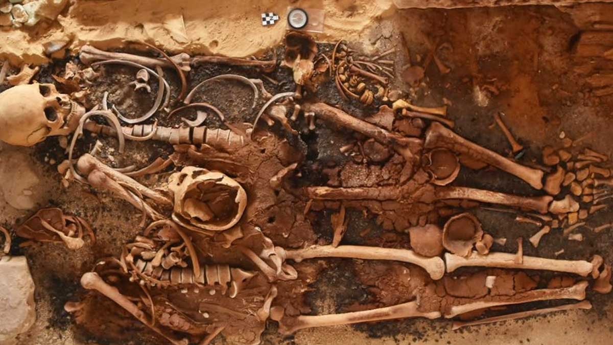 Öteki dünyada konuşabilsinler diye ağızlarına altın dil koymuşlar