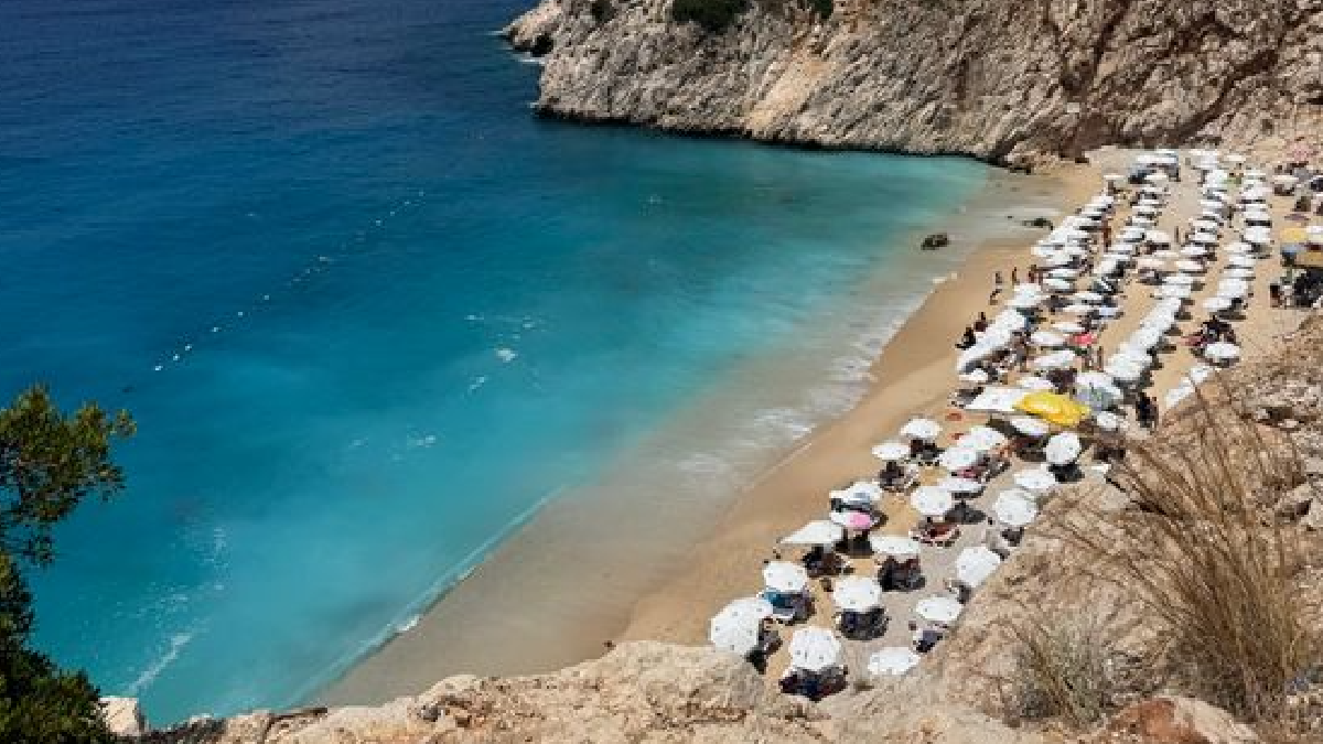 Türkiye'nin dünyaca ünlü plajı sessiz sedasız kapatıldı