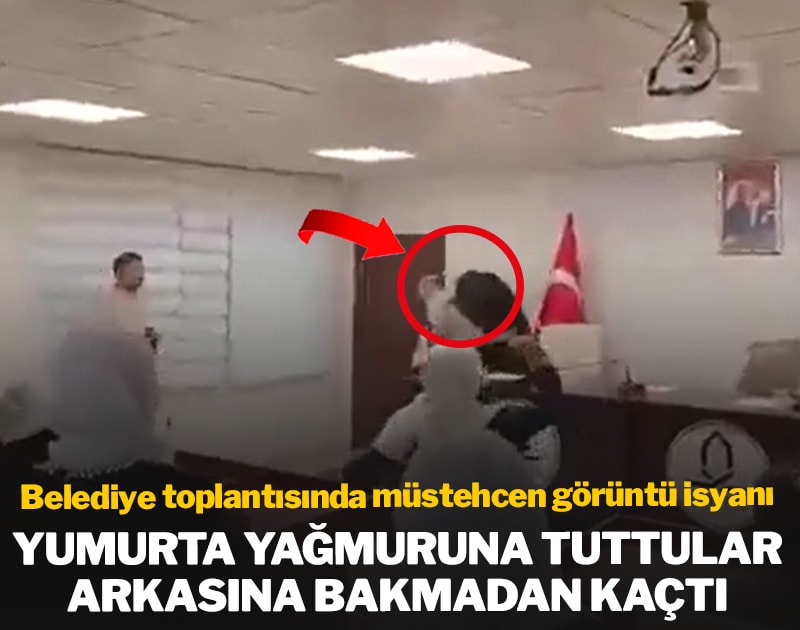Belediye toplantısında müstehcen görüntü isyanı! Yumurta yağmuruna tuttular, arkasına bakmadan kaçtı