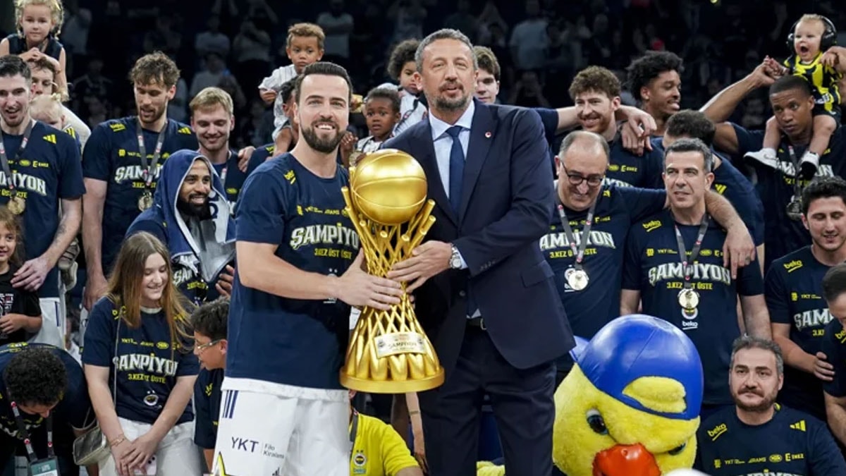 Fenerbahçe'de kaptana yeni sözleşme