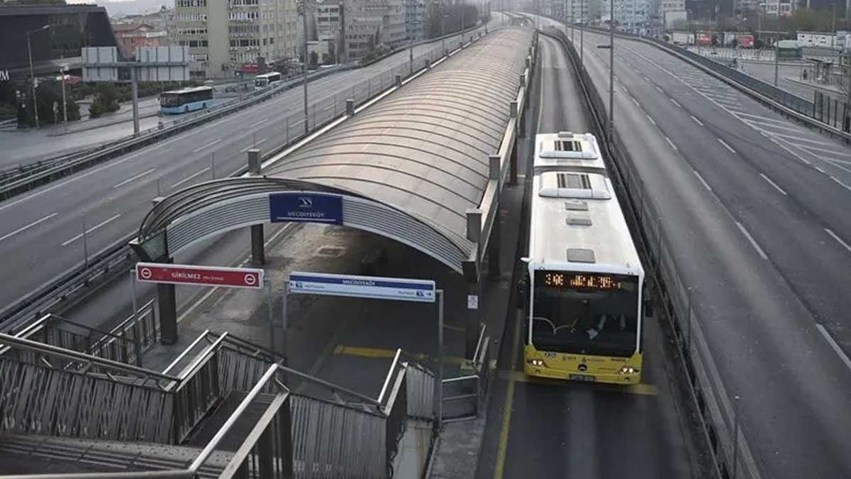 Bugün (15 Temmuz) köprü kapalı mı, hangi metrobüs durakları kapalı olacak?
