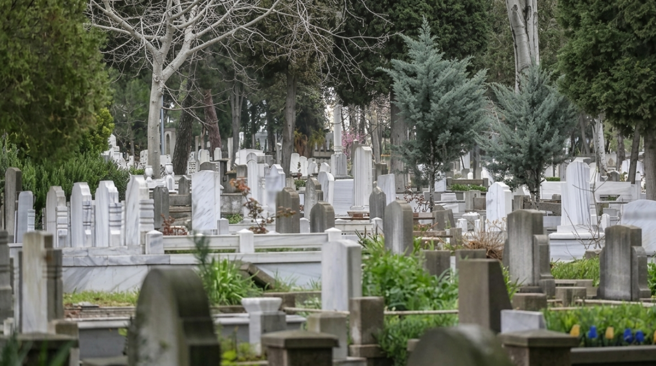 İstanbul'da mezar yeri fiyatları netleşti: En pahalısı 334 bin TL