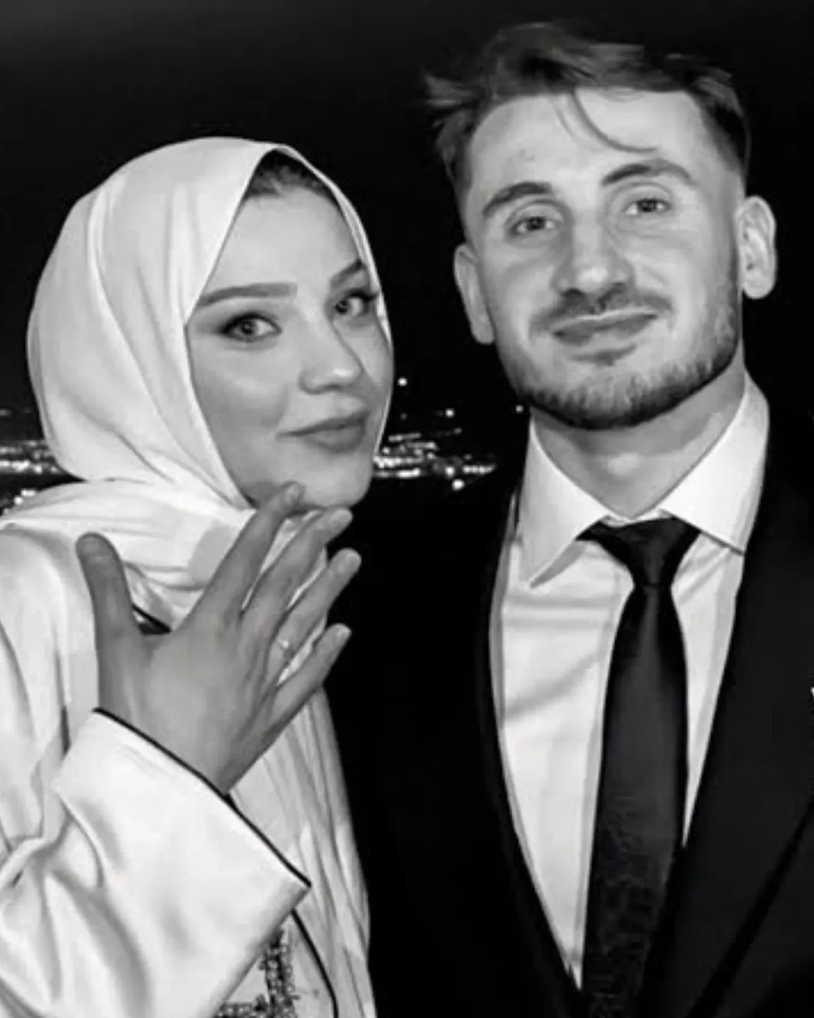 İLK BEBEKLERİ DÜNYAYA GELDİ