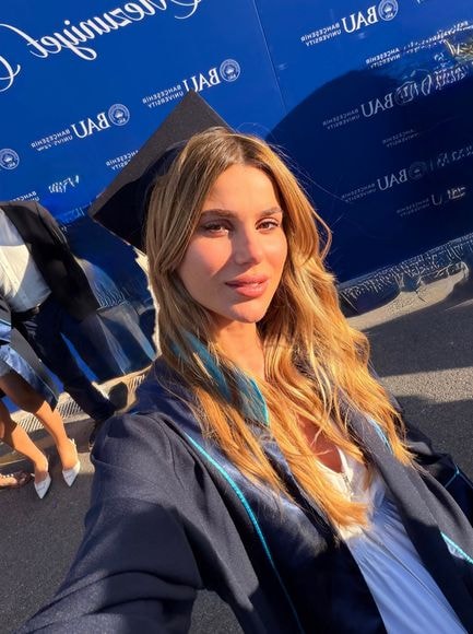 NAZLI SABANCI MEZUN OLDU