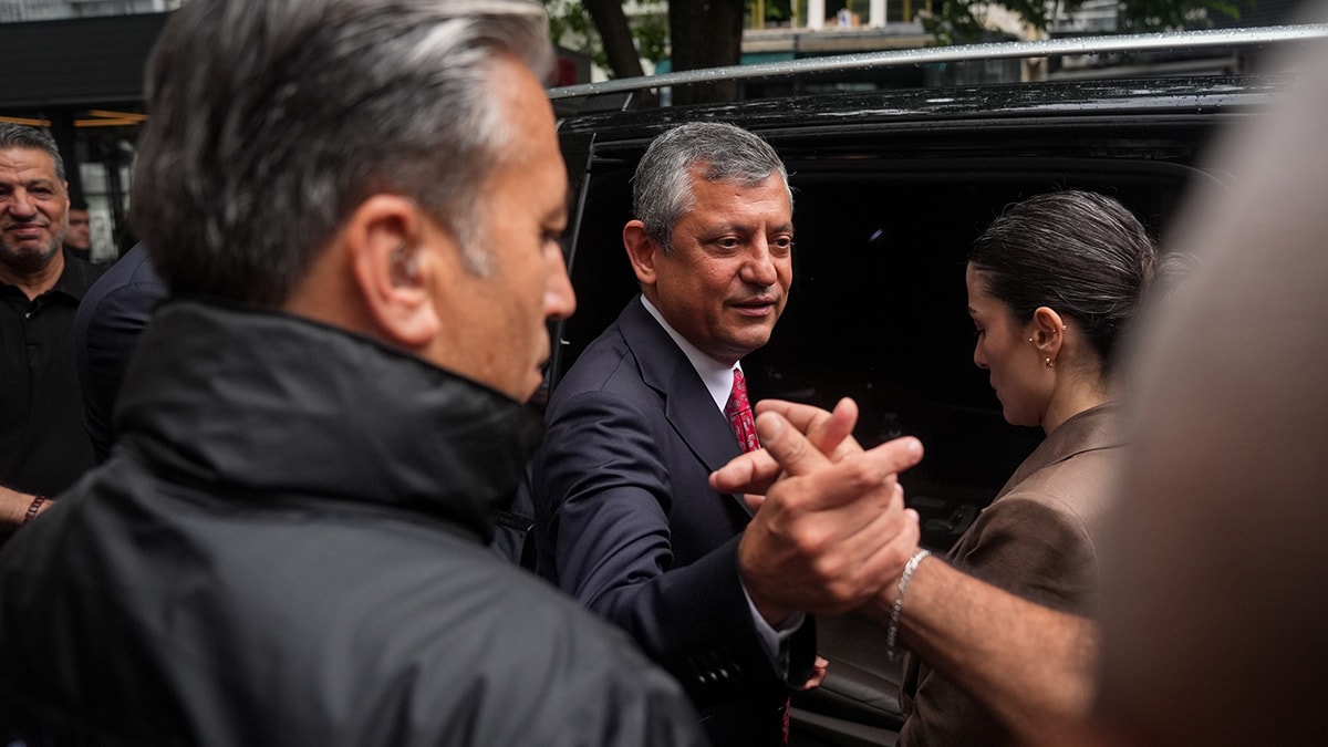 Ankara koridorlarını hareketlendiren kulis! CHP'den 200 belediye başkanı YENİ Parti'ye geçecek