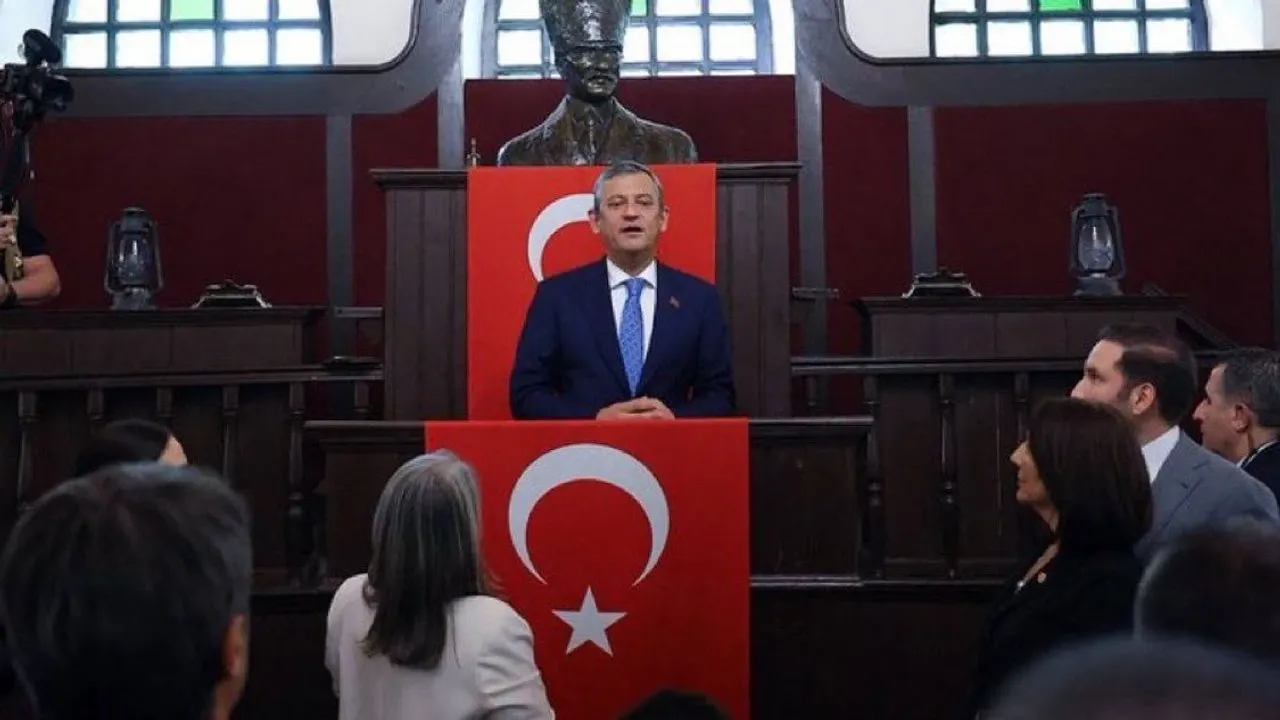 Yeni Parti'nin yol haritası netleşti; 41 sayfalık program açıklandı