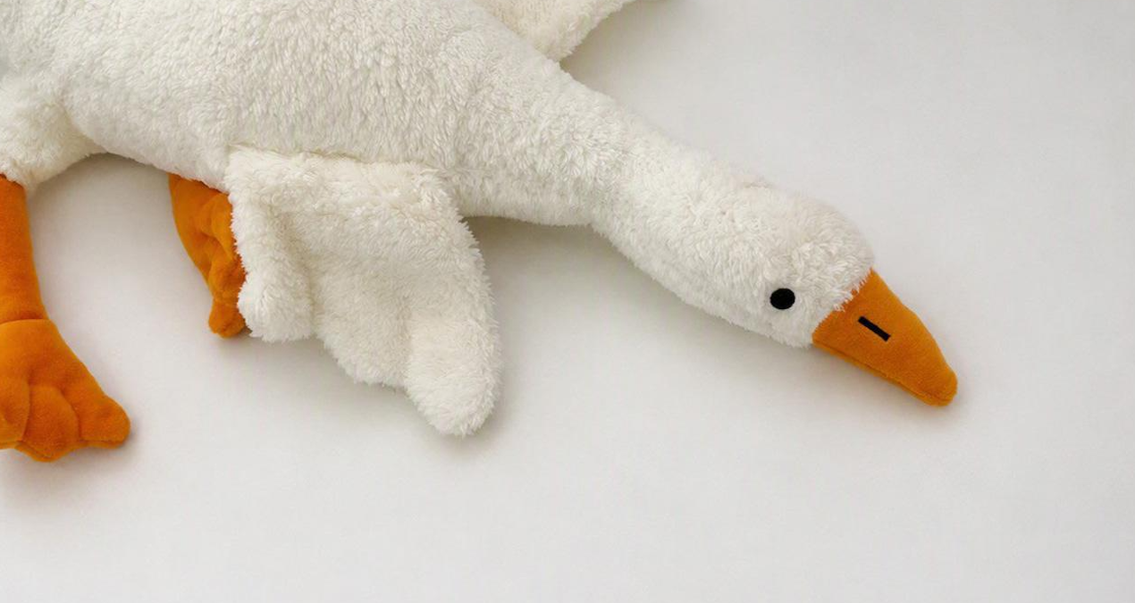 Piyasada Tehlike Oluşturan Peluş Kaz Oyuncağı Toplatılıyor