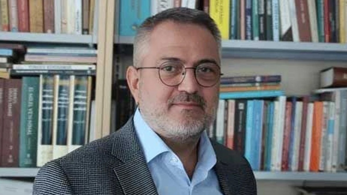 Profesör Hilmi Demir hayatını kaybetti