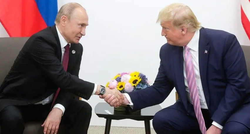 Kremlin: Putin ve Trump telefonda yaklaşık 1,5 saat görüştü