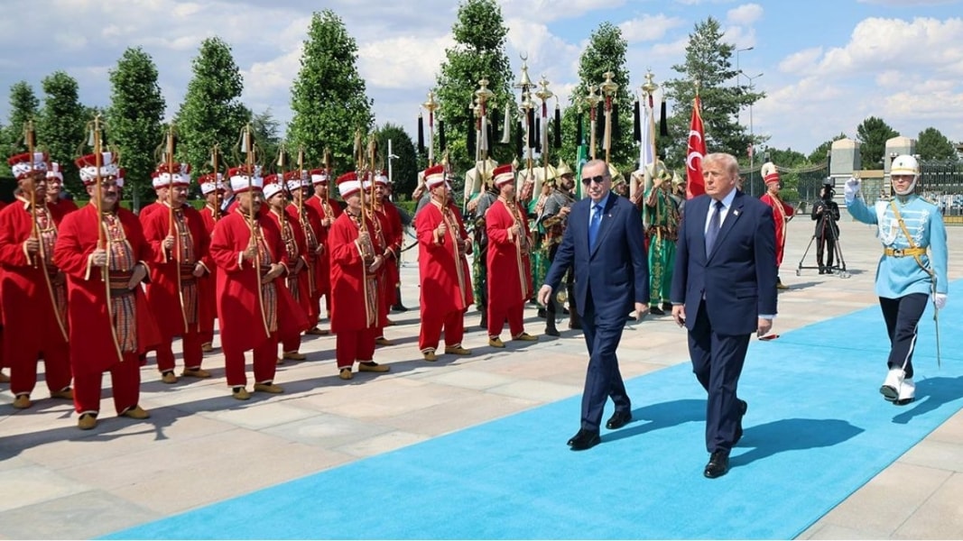 Erdoğan'dan muhalefete NATO Zirvesi'ndeki 'mehter marşı' yanıtı