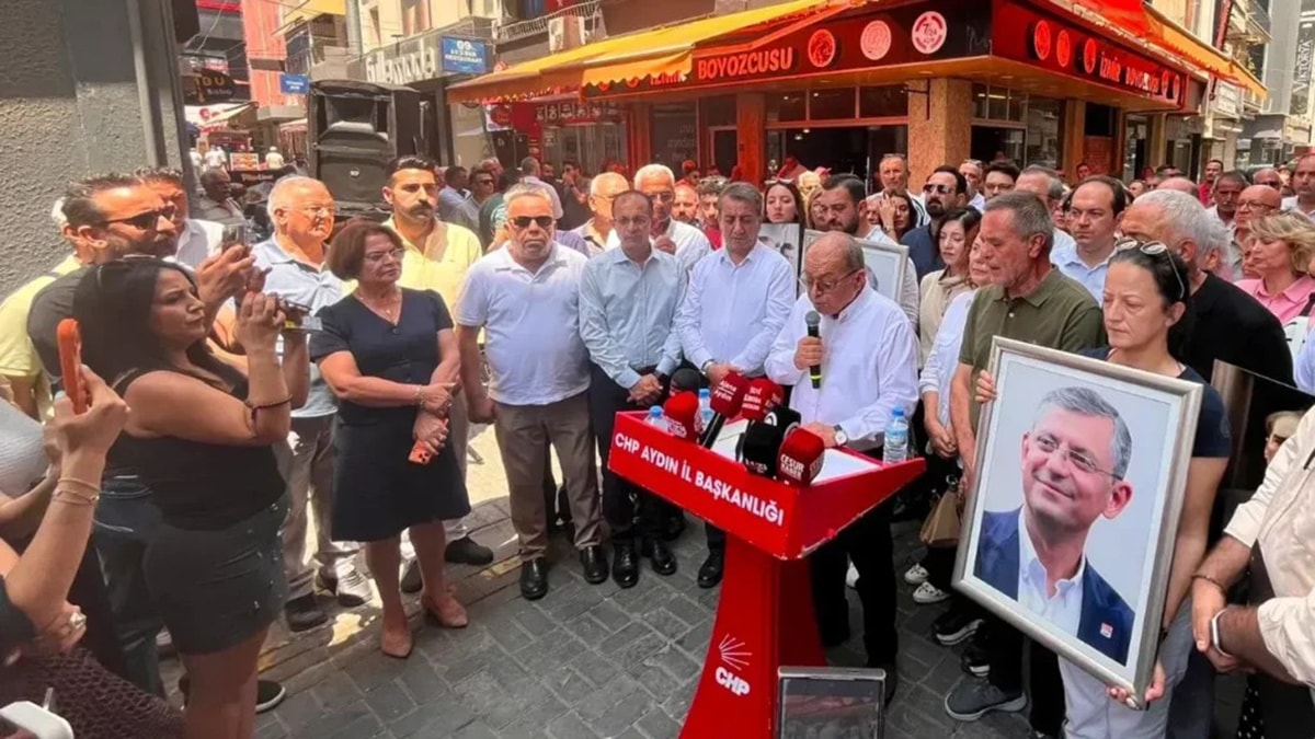 Aydın’da Çerçioğlu  pankartıyla toplu istifa