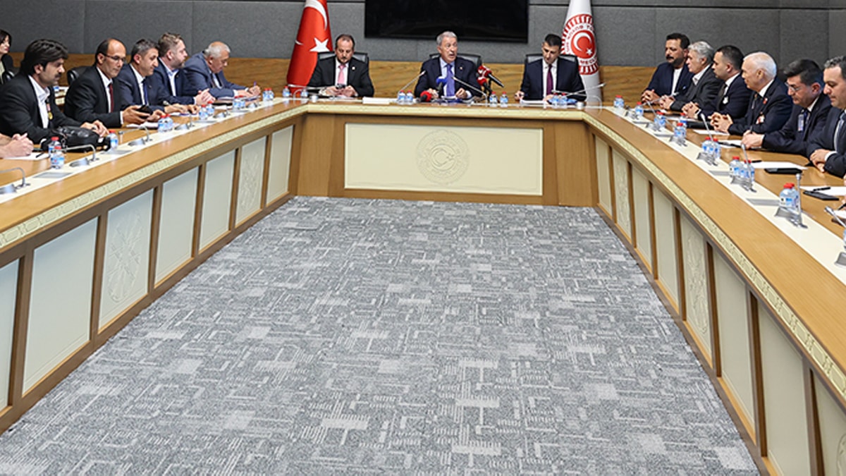 Paşamız gazileri hatırladı, ayağına çağırıp azarladı