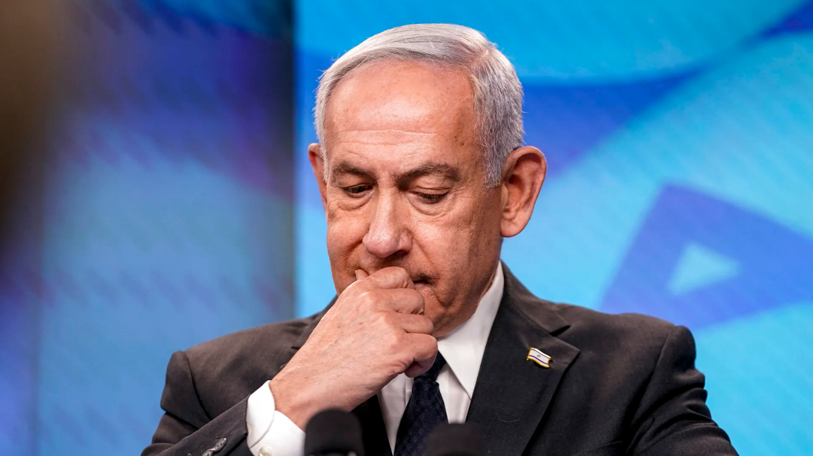 Netanyahu'ya kötü haber: Başlarından aşağı kaynar sular döküldü