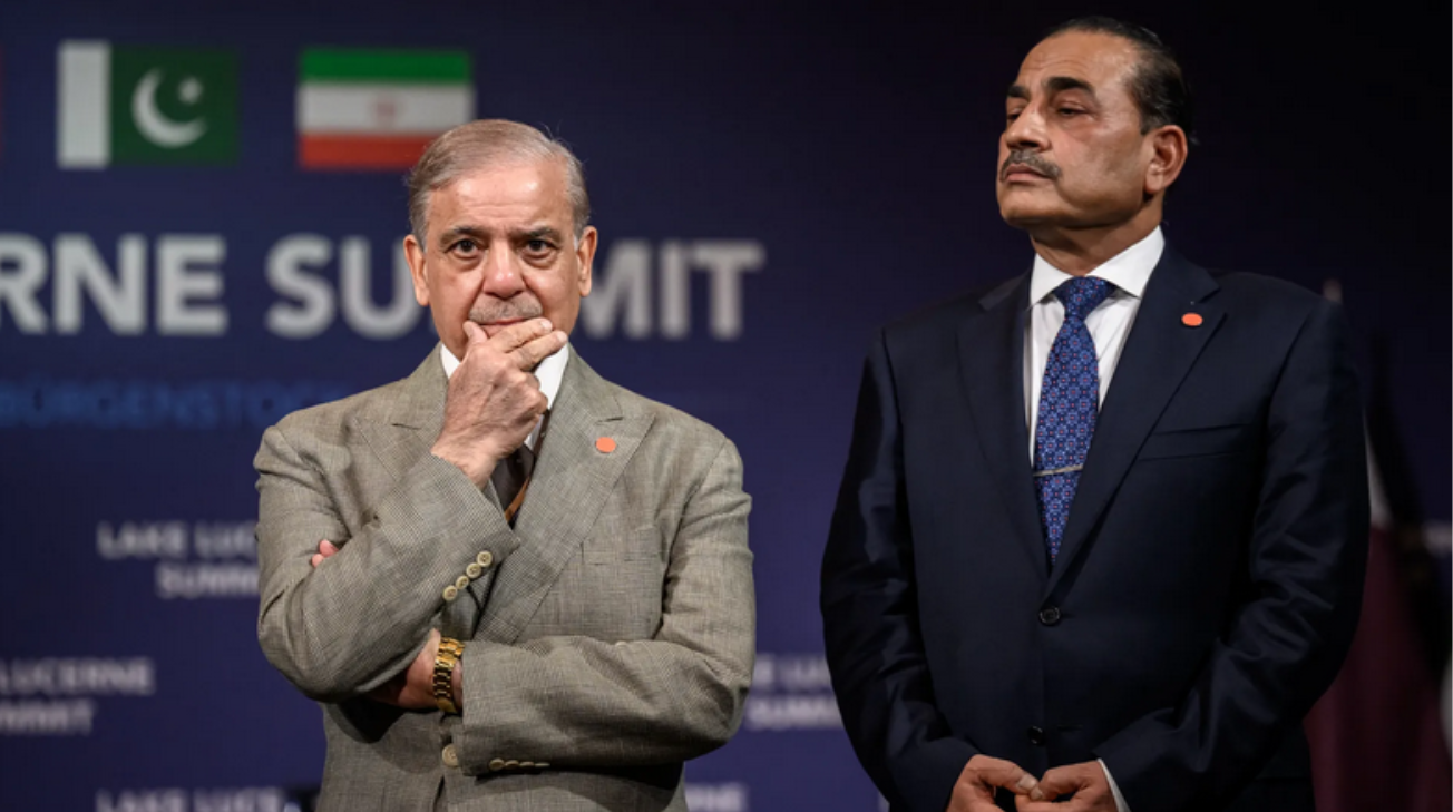 Arabulucula araya girdi: Trump'ın gözü İran'da, eli tetikte