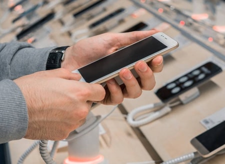 Sevilen telefon modeli için yolun sonu: Dev marka fişini çekti