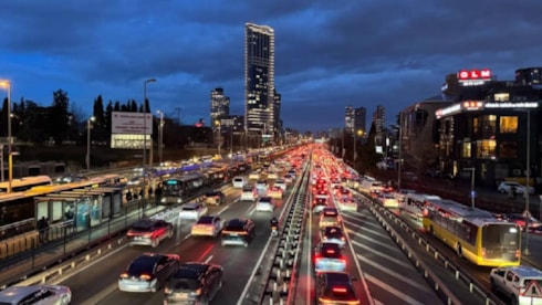 Türkiye’de trafiğe en çok kayıtlı otomobil markaları açıklandıTürkiye'de trafiğe kayıtlı otomobil verilerine göre Renault 3,6 milyon adedi aşan araç sayısıyla zirvede yer alırken, Fiat ve Ford ilk üç sırayı paylaştı.