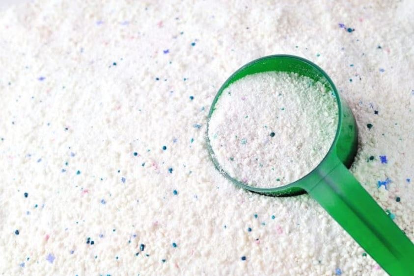 Toz deterjanlardaki renkli taneciklerin sırrı çözüldü: Asıl sebebi bakın ne çıktı