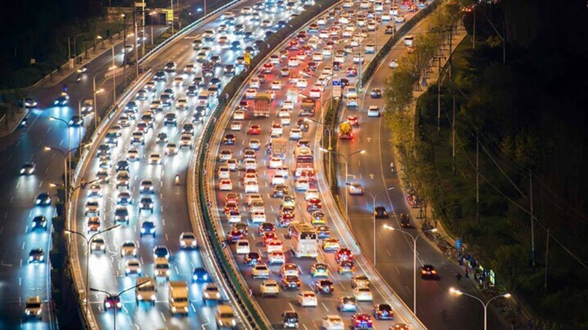 Hız yapan araçlar için devreye girecek: Trafikte yeni dönem