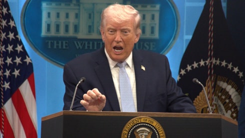 ABD'de 25 eyalet, Trump yönetimine dava açtıABD'de 25 eyalet, ülkenin 60 ticaret ortağından ithal edilen ürünlere gümrük vergisi getiren ABD Başkanı Donald Trump yönetimine karşı dava açtı.