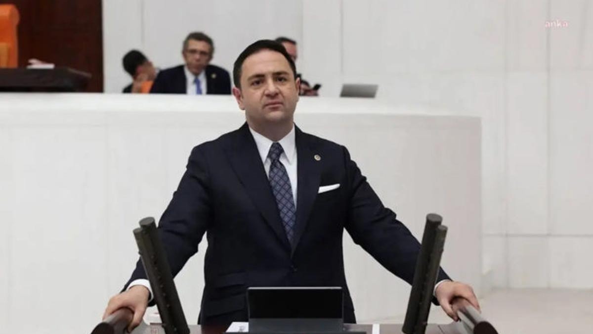 Umut Akdoğan 'Yeni Parti'de yönetici görevi almayacağını açıkladı
