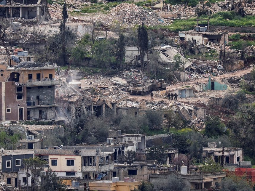 İsrail Lübnan'daki pilot bölgelerden çekilmek için anlaşma imzaladı