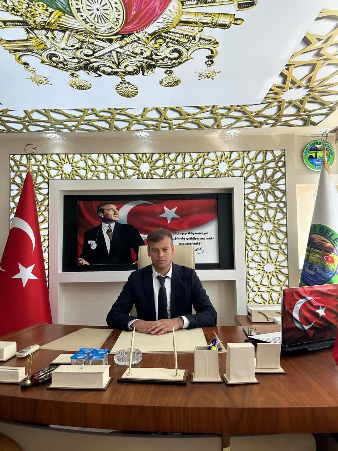 Afyonkarahisar'da yasak aşk skandalı: AKP'li belediye başkanı istifa etti