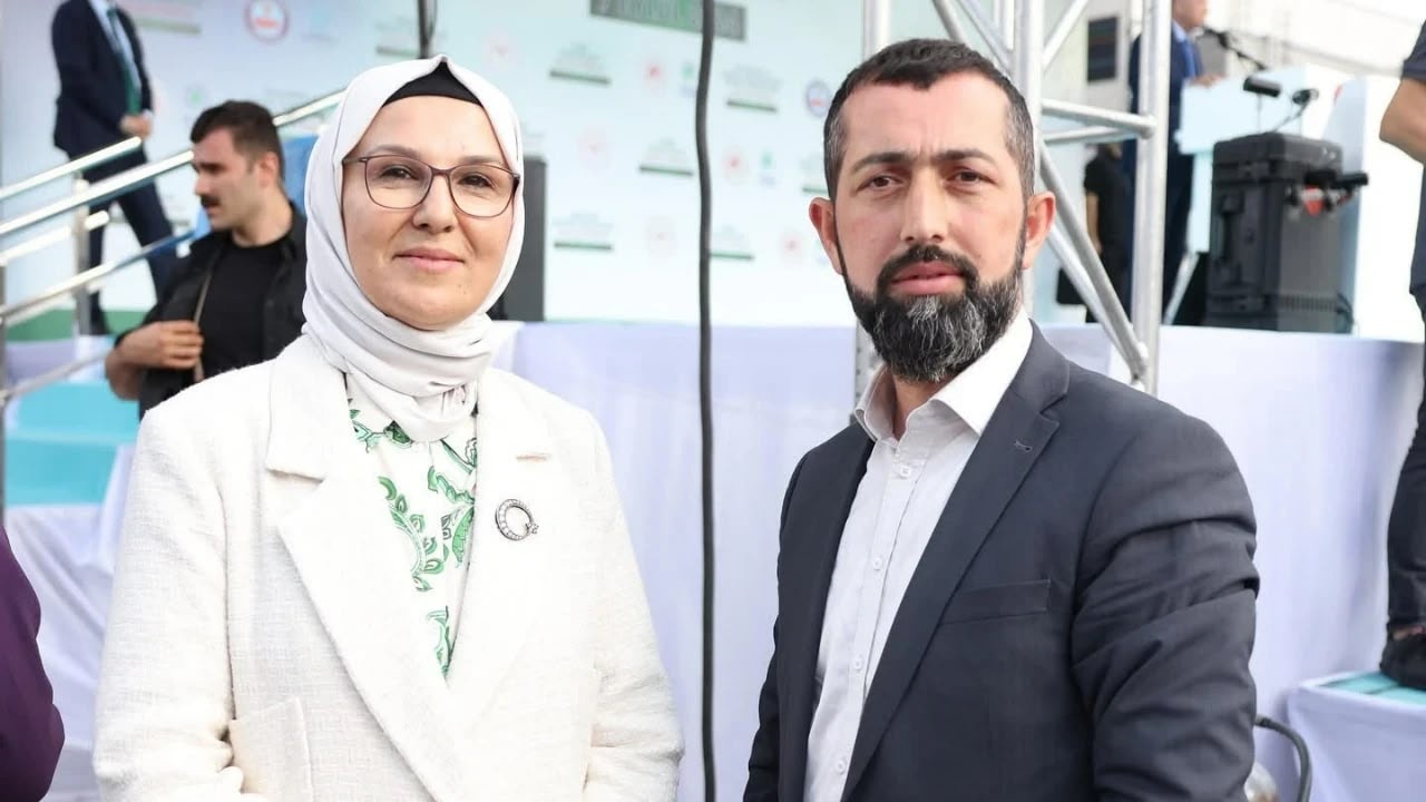 AKP’li belediyede liyakat tartışması: AKP'li vekilin danışmanı başkan yardımcısı oldu