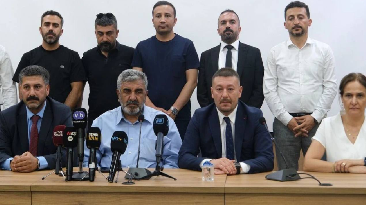 Rojin Kabaiş’in dosyasından çekilmişti: Van Barosu'ndan açıklama geldi