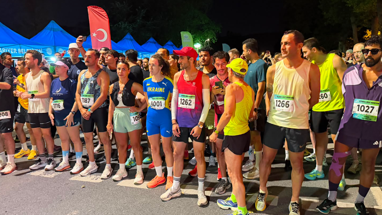 Sarıyer'de Türkiye'nin ilk gece maratonu koşuldu