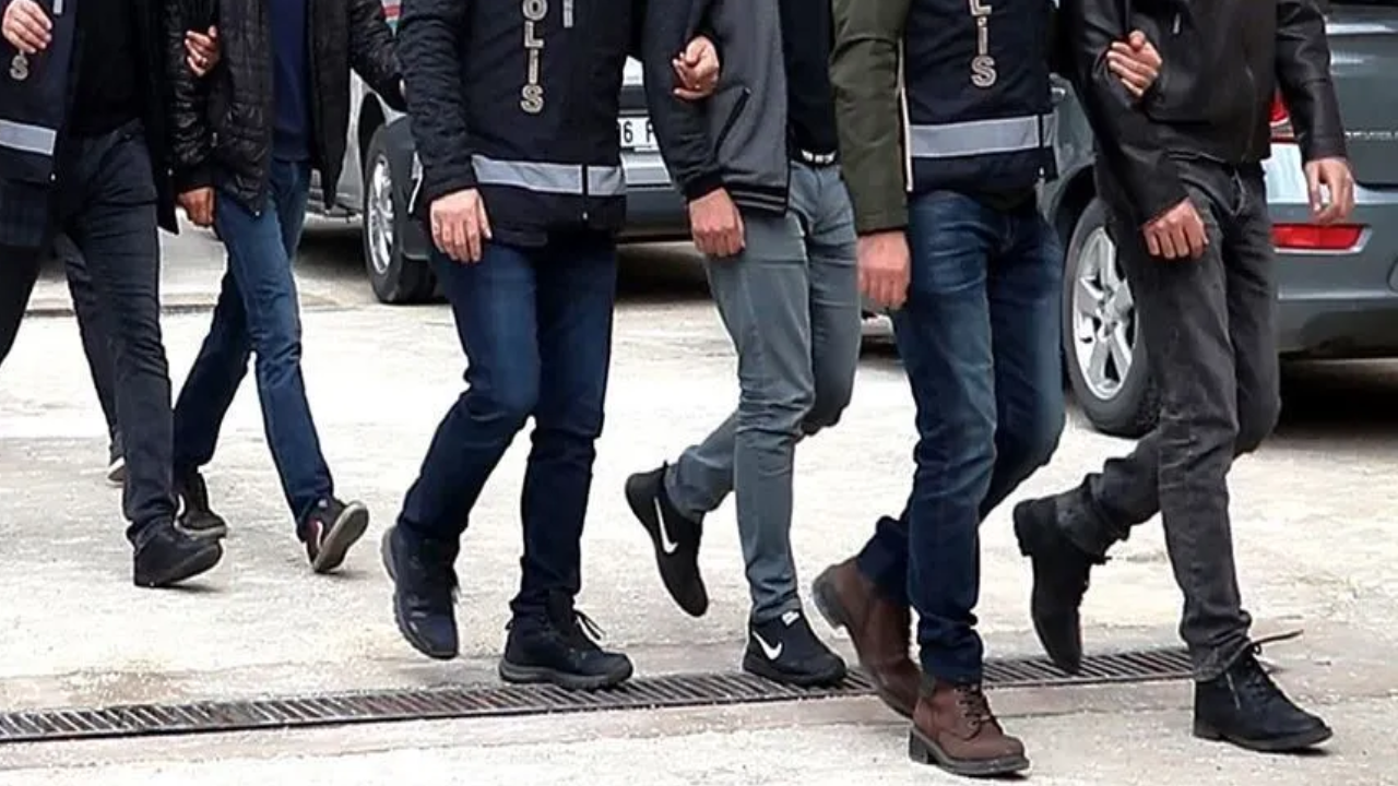 Kastamonu'da tefecilik operasyonunda 8 şüpheli yakalandı