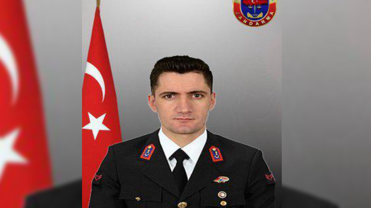 Uzman çavuş halı saha maçında hayatını kaybetti