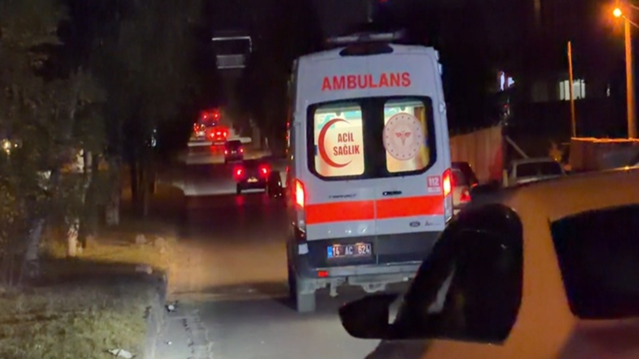 Düğün savaş alanına döndü: Kavgayı ayırmak isteyenler yaralandı